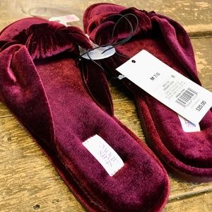 Women's Gracie Velvet Knotted Slide Slippers - Stars Above™